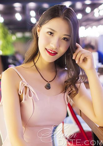 Gorgeous profiles pictures: Sijia from Shenzhen, China member seeking Online man