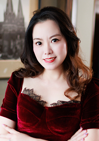 Gorgeous member profiles: China member Jie from Shanghai