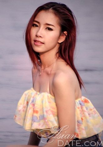 Gorgeous member profiles: Rattikan from Chiang Mai, member lone Asian