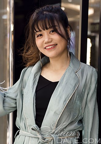 Gorgeous member profiles: free Asian member Lu from Sanya