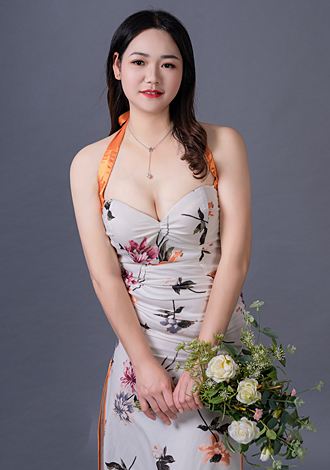 Most gorgeous profiles: caring Asian member Qingye